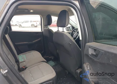 2022 Ford Escape S from USA, damaged, VIN 1FMCU0F63NUB56669